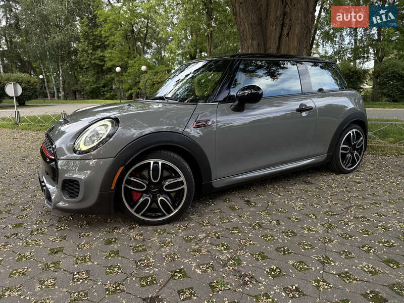 Хэтчбек MINI Hatch 2018 в Киеве фото 7 Хэтчбек MINI Hatch 2018 в Киеве