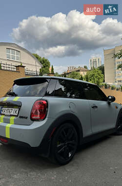 Хэтчбек MINI Hatch 2016 в 