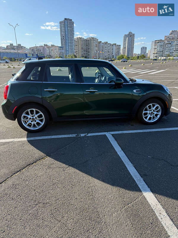 Хетчбек MINI Hatch 2017 в Києві