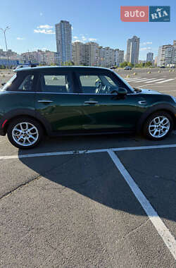 Хетчбек MINI Hatch 2017 в 