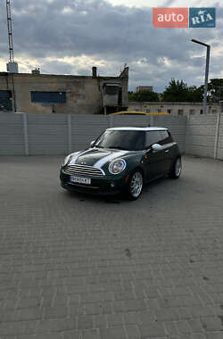 Хетчбек MINI Hatch 2012 в 