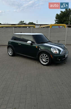 Хетчбек MINI Hatch 2012 в 