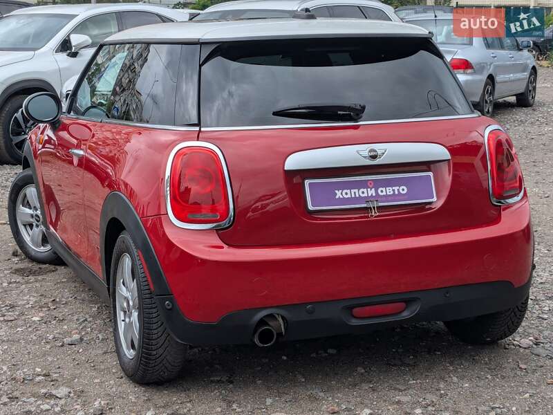 Хетчбек MINI Hatch 2015 в Києві