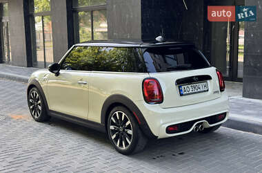 Хетчбек MINI Hatch 2019 в 