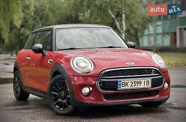 Хетчбек MINI Hatch 2015 в 