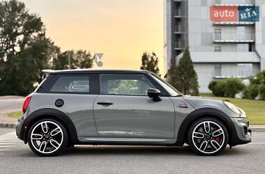 Хэтчбек MINI Hatch 2018 в 