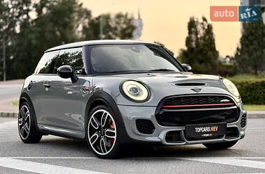 Хэтчбек MINI Hatch 2018 в 