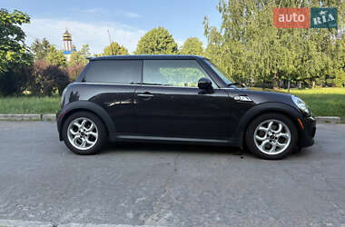 Хетчбек MINI Hatch 2013 в 