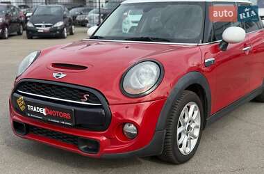 Хэтчбек MINI Hatch 2015 в 