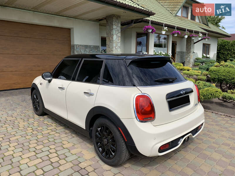 Хэтчбек MINI Hatch 2017 в Львове фото 3 Хэтчбек MINI Hatch 2017 в Львове
