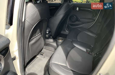 Хэтчбек MINI Hatch 2017 в 