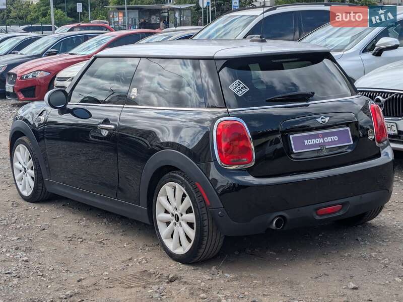 Хетчбек MINI Hatch 2017 в Києві