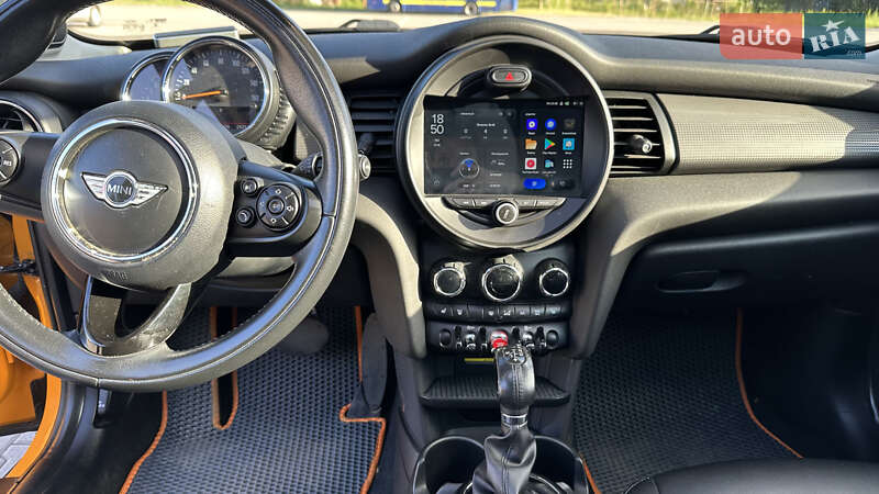 Хэтчбек MINI Hatch 2014 в Чернигове