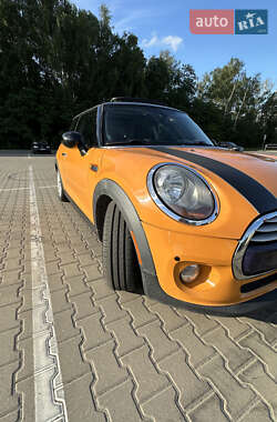 Хэтчбек MINI Hatch 2014 в Чернигове