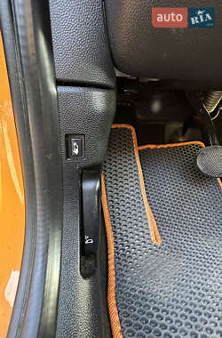 Хетчбек MINI Hatch 2014 в Чернігові
