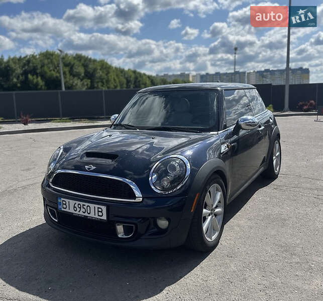 Хетчбек MINI Hatch 2012 в Полтаві