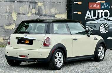 Хэтчбек MINI Hatch 2011 в 