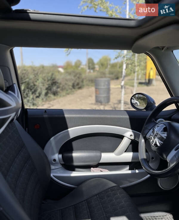 Хэтчбек MINI Hatch 2001 в Киеве