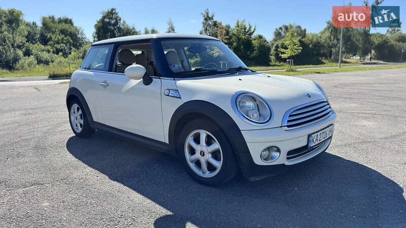 Хетчбек MINI Hatch 2008 в Львові