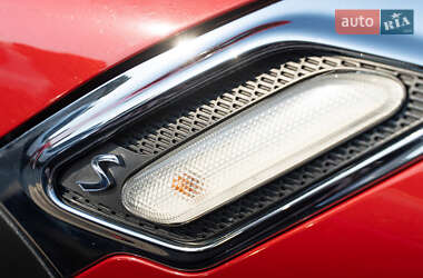 Хетчбек MINI Hatch 2013 в 