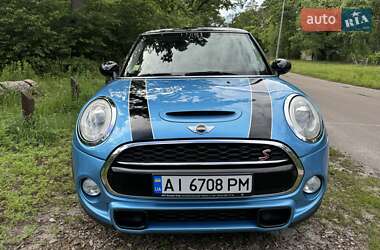 Хэтчбек MINI Hatch 2015 в 