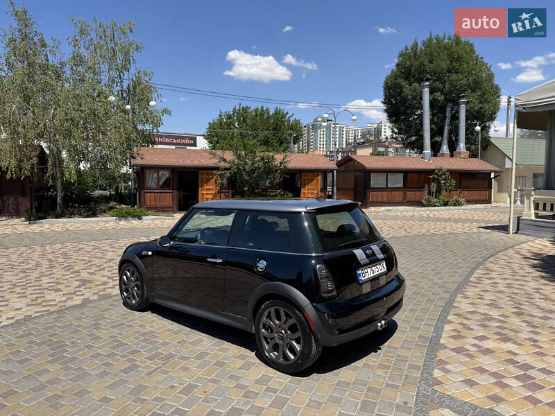 Хетчбек MINI Hatch 2005 в Одесі