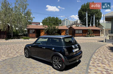 Хетчбек MINI Hatch 2005 в 
