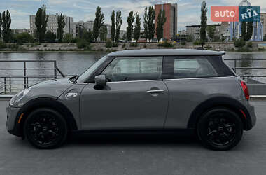 Хетчбек MINI Hatch 2019 в 