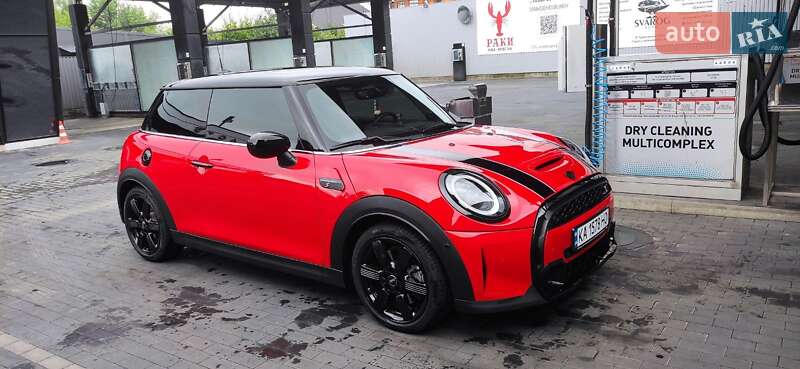 Хетчбек MINI Hatch 2022 в Києві