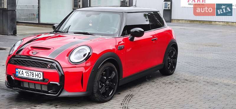 Хетчбек MINI Hatch 2022 в Києві