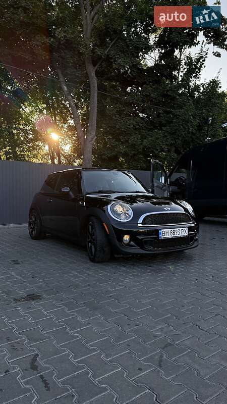 Хэтчбек MINI Hatch 2013 в 