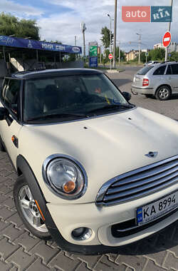 Хетчбек MINI Hatch 2012 в 
