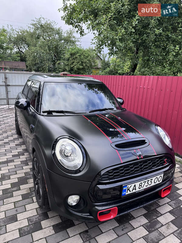 Хетчбек MINI Hatch 2017 в Києві фото 3 Хетчбек MINI Hatch 2017 в Києві