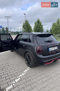 Хетчбек MINI Hatch 2017 в 