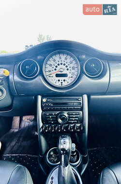 Хэтчбек MINI Hatch 2006 в 