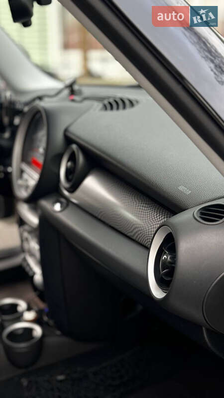 Хетчбек MINI Hatch 2010 в Києві