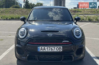 Хетчбек MINI Hatch 2019 в 