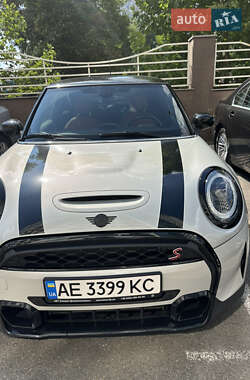 Хетчбек MINI Hatch 2021 в 