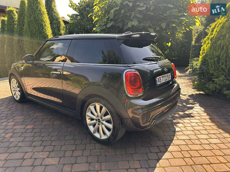 Хетчбек MINI Hatch 2015 в Вінниці