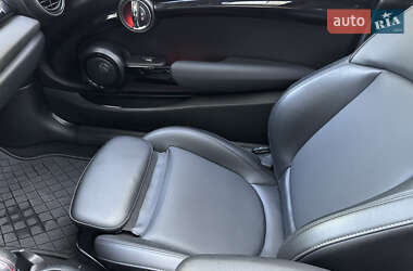 Хетчбек MINI Hatch 2019 в 