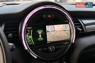 Хетчбек MINI Hatch 2019 в 