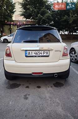 Хэтчбек MINI Hatch 2010 в 