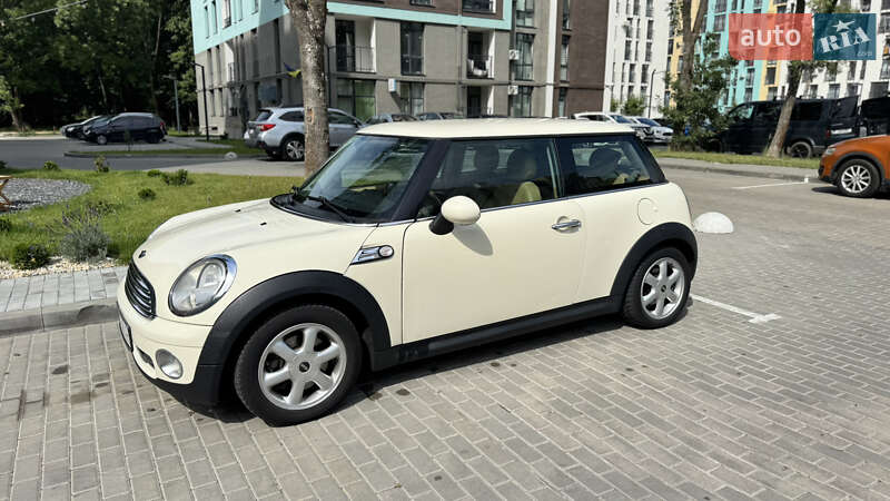 Хетчбек MINI Hatch 2008 в 
