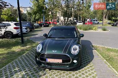 Хетчбек MINI Hatch 2017 в 