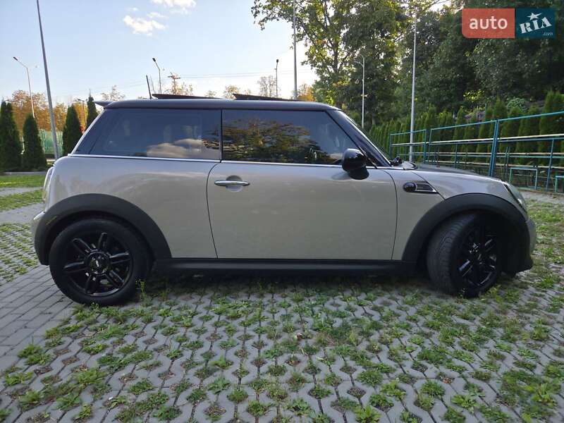 Хетчбек MINI Hatch 2012 в Харкові