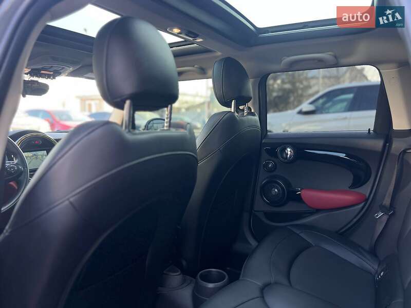 Хэтчбек MINI Hatch 2017 в Ивано-Франковске фото 21 Хэтчбек MINI Hatch 2017 в Ивано-Франковске