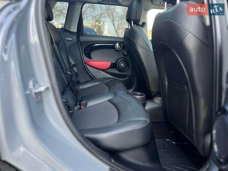 Хэтчбек MINI Hatch 2017 в Ивано-Франковске фото 25 Хэтчбек MINI Hatch 2017 в Ивано-Франковске