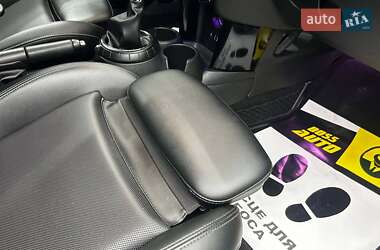 Хэтчбек MINI Hatch 2015 в Черновцах