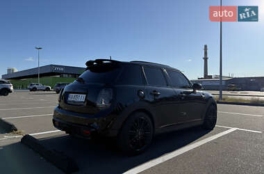 Хетчбек MINI Hatch 2015 в 