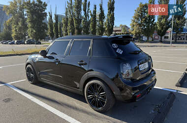 Хетчбек MINI Hatch 2015 в 